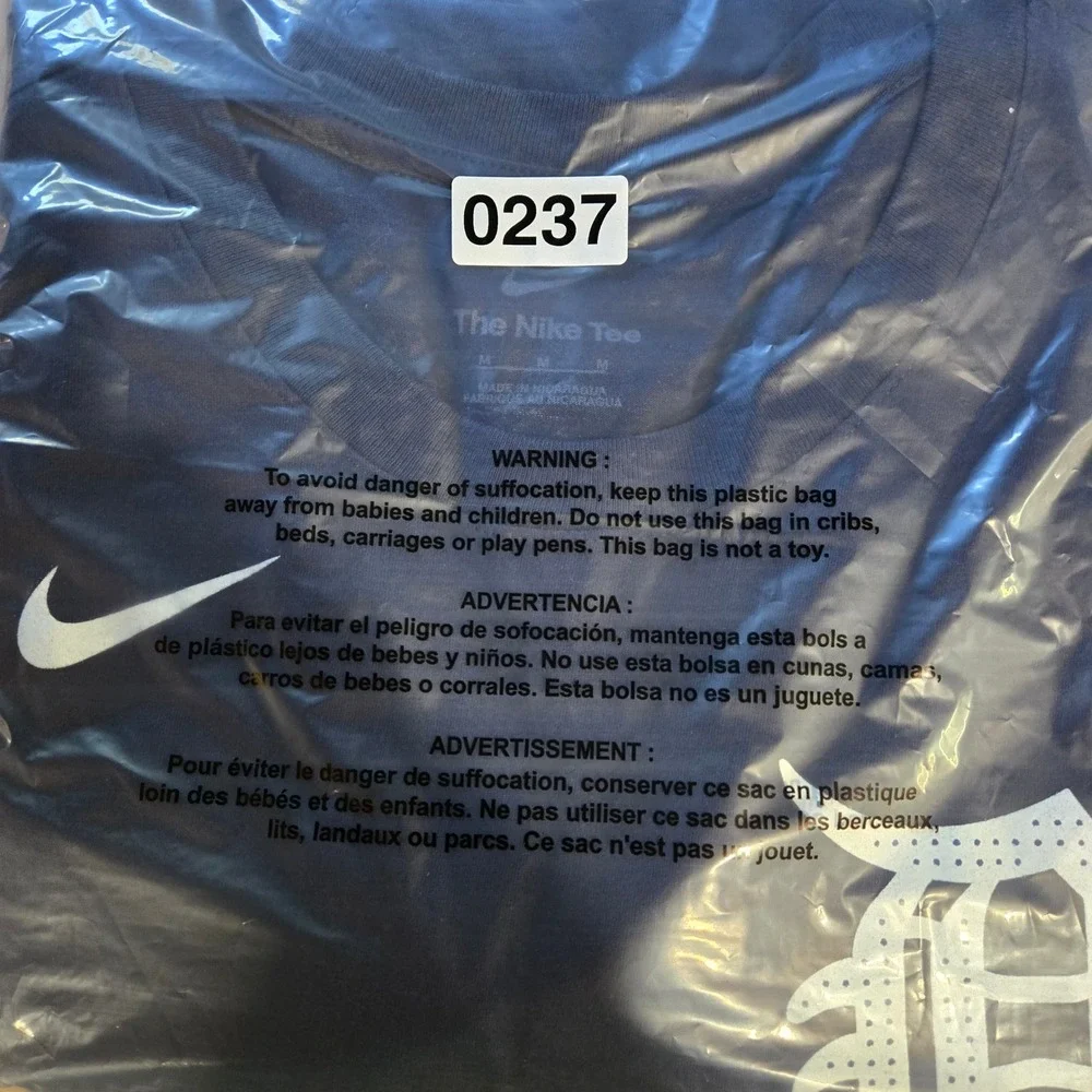Nike Mens Detroit Tigers Kerry Carpenter #30 Navy‎ Blue Graphic T-Shirt Medium